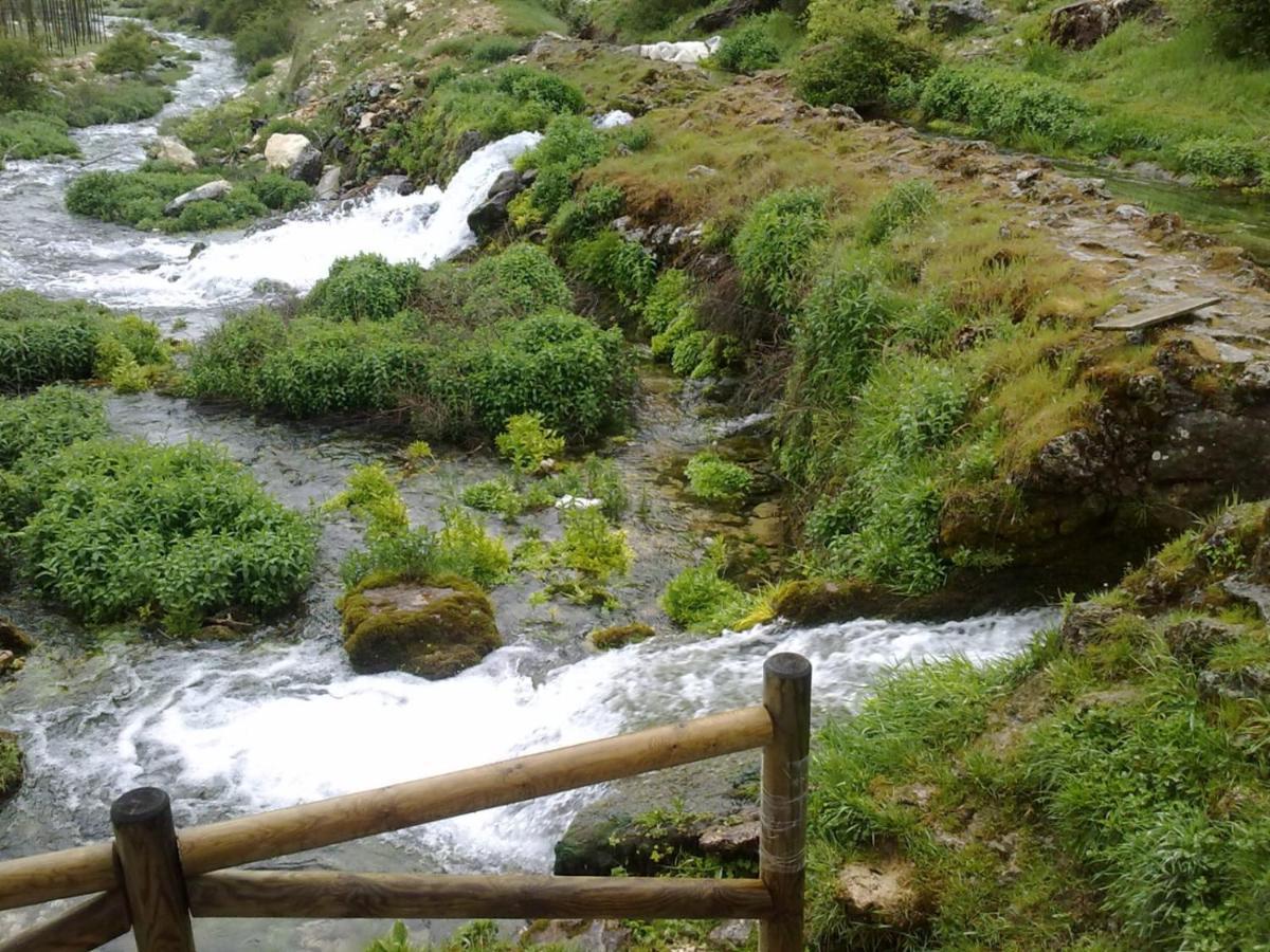 Alojamiento Fuentes Arroyo Frio Buitenkant foto